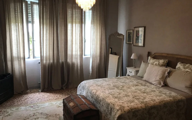 Villa House and Garden B&B