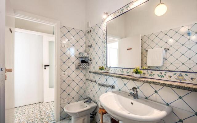 GECA'S House - Panoramic sea view studio