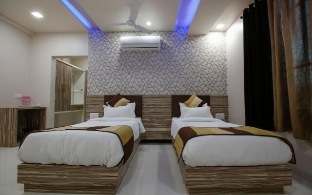 Hotel Krish Palace