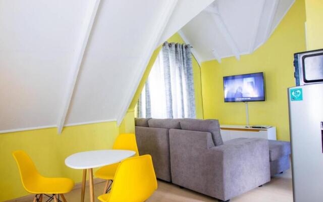 Kent's Penthouse in Karen