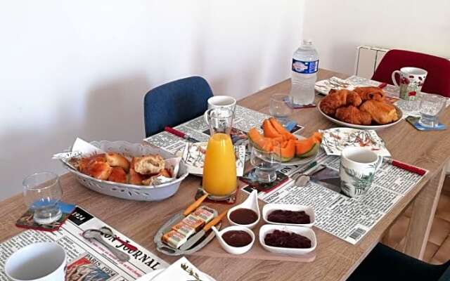 Les Greniers Du Château