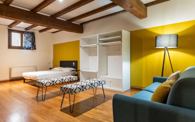 Strada Maggiore Apts by Wonderful Italy