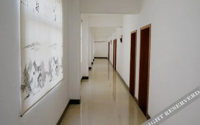 Zhongxiang Mingdu Hotel