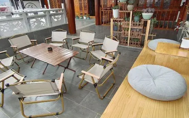 Shaxi Fengshe Homestay