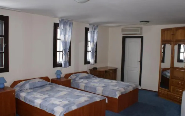 Holiday Village Kedar