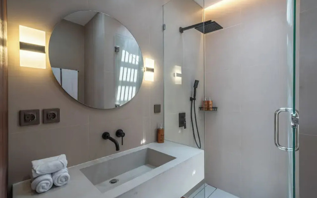 Nova Oasis 4