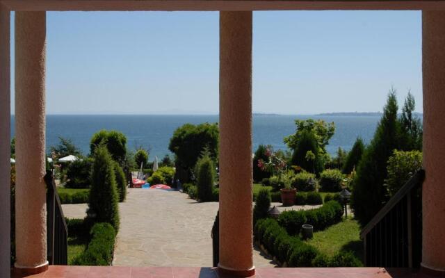 MONASTERY Apart Complex