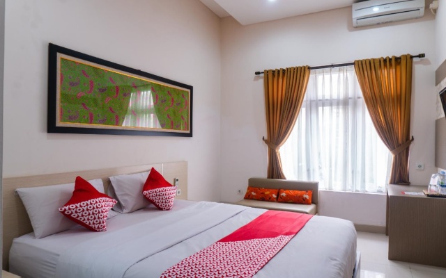 Kuwera Inn Guest House by Airy Rooms – Guest Rooms – Bandung