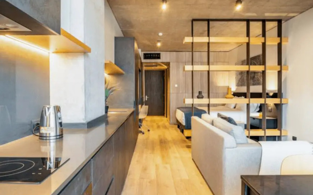 Zip Housing Los Trapenses