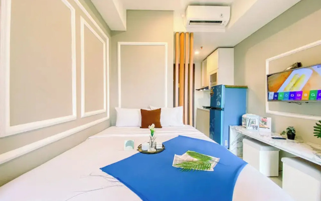 Cozy and Enjoy Living Studio at Vasaka Solterra Apartment
