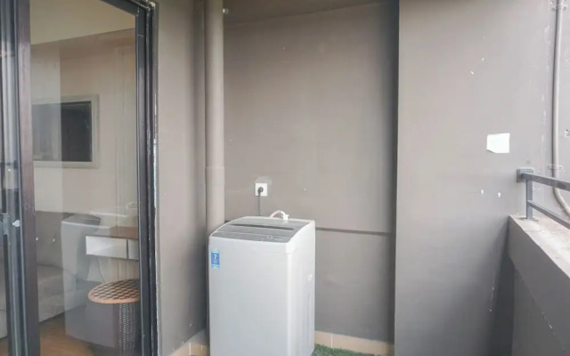 Homey And Cozy 3Br At Meikarta Apartment