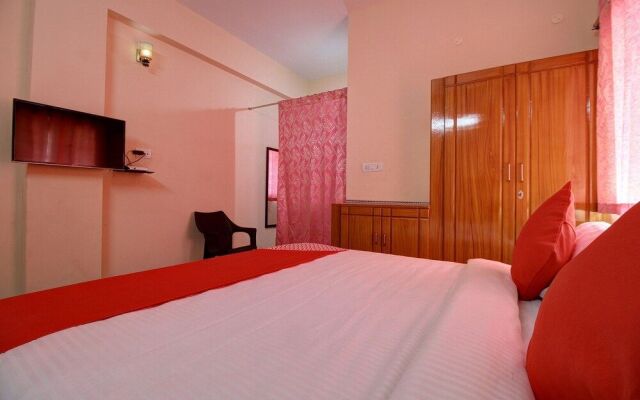 OYO 19110 Annapoorna Residency