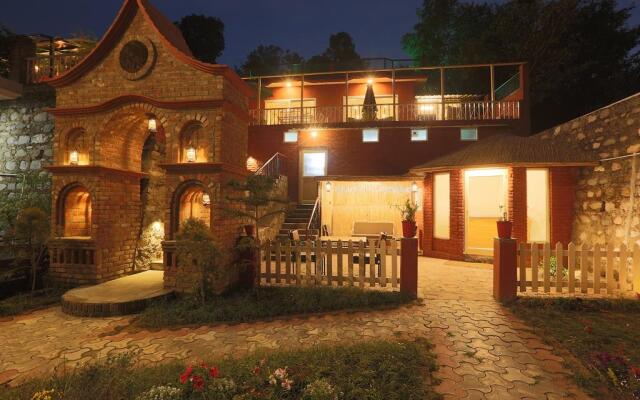 The Allure Villa Resort