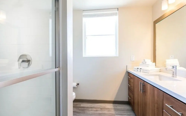 Kasa Tempe Apache District Apartments