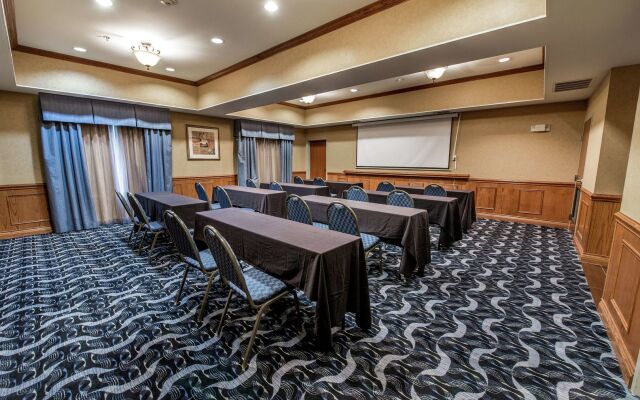 Hampton Inn Dallas-Rockwall