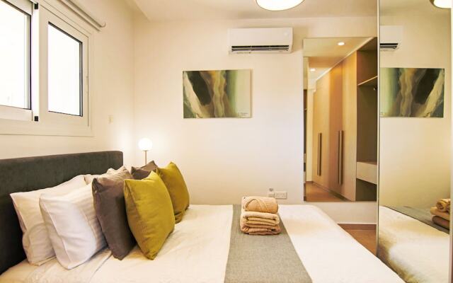 Phaedrus Living Seaside Luxury Limnaria 172