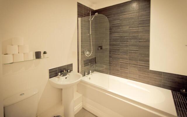 Top View 2 Bedroom Apartments Plymouth