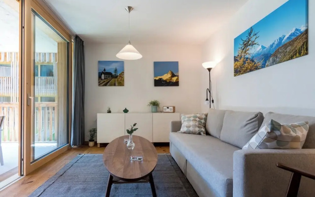 Montela Hotel & Resort - Premium Stay