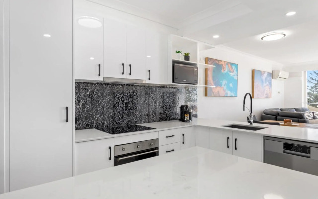 ULTIQA Burleigh Mediterranean Resort