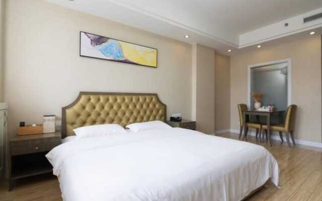 Shine Apartment