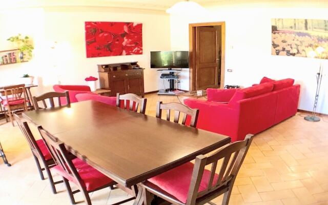 Sunny Apartment, in the Historic Centre of Spoleto With Large Terrace