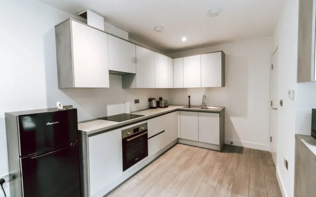 Stunning 1-bed Apartment in Purley