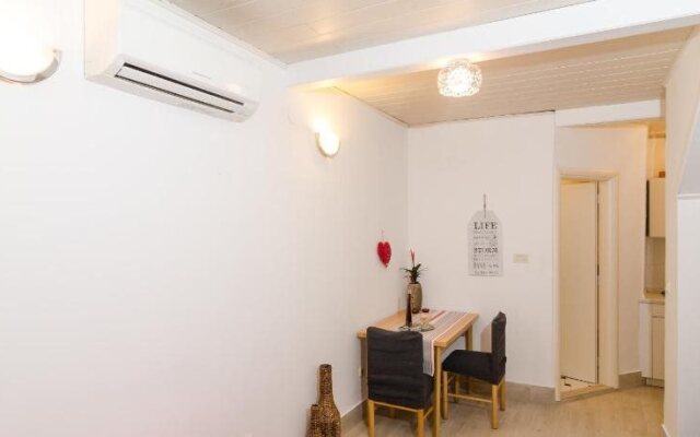 Divina Blue Apartments