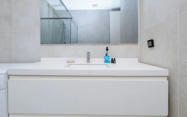 Lux Residence 2 Rooms 1 Saloon