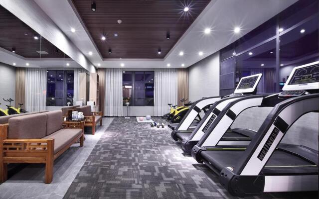 Wing Hotel Guilin - Central Square