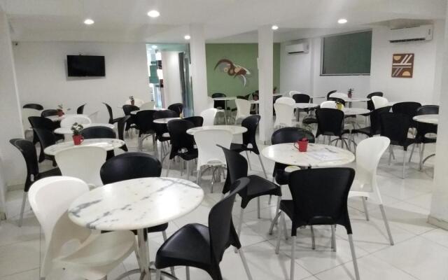 Conde Hotel