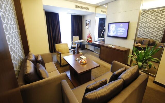 New Beacon Luguang International Hotel - Wuhan Optics Valley Plaza