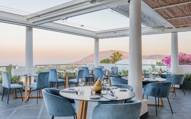 Aressana Spa Hotel and Suites