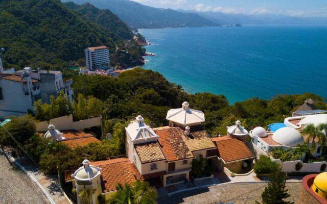 Adventure House Conchas Chinas