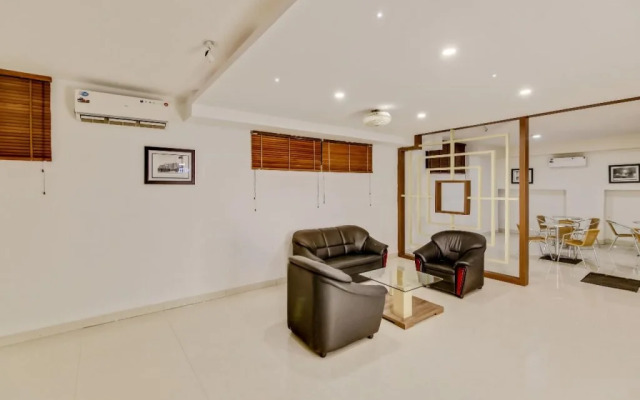 The Grand Continent by OYO Rooms