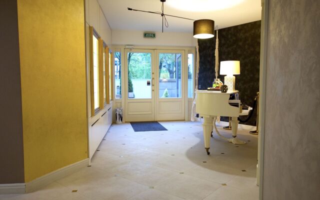 A11 Apartments & SPA Dermique