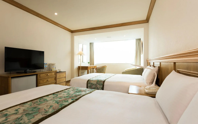 Tainan California Villa