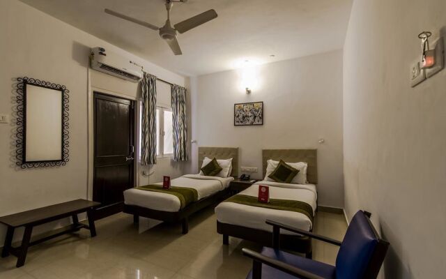 OYO 10241 Hotel Mayfair 2