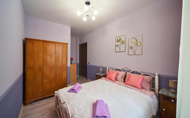 Апартаменты на переулке Скатерный