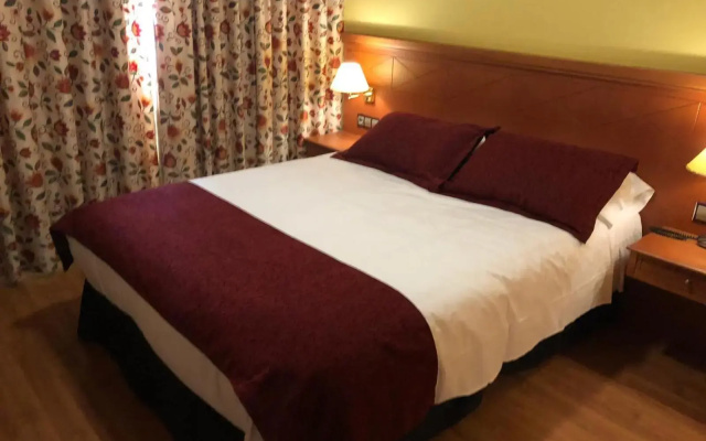 Hotel Camino Real