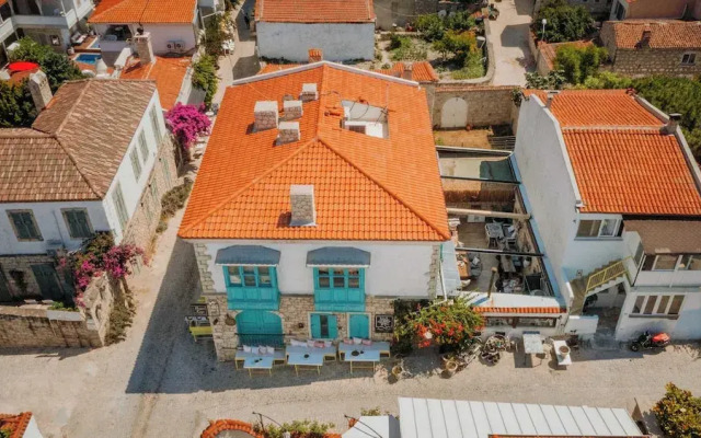 Beyaz Kapı Boutique Hotel
