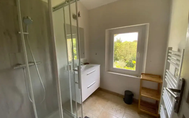 Charming Villa With AC in Alpilles