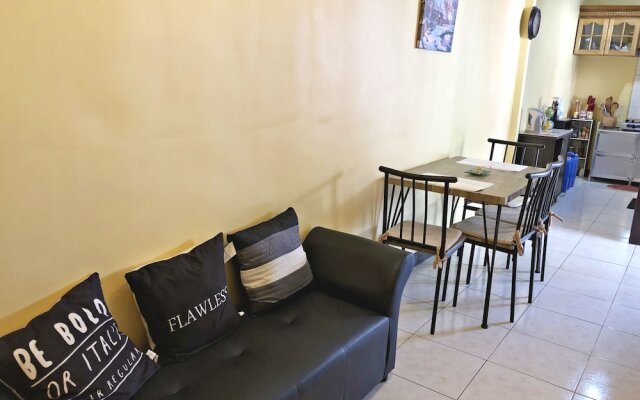 Kalayaan Transient House