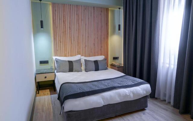Polek Hotel