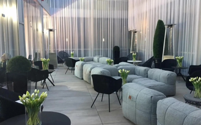 Hotel Zero 1