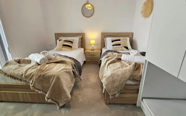 Mykonos4Islands Seaside Homes and Suites