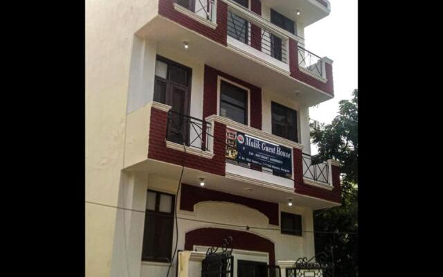 Malik Guest House by Wb Inn