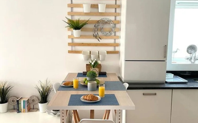 Luna Beach - Luxury Carbis Bay Apartment