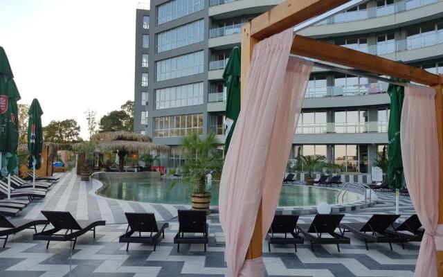 Allure Beach Resort Aparthotel