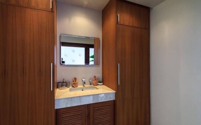 Villa Chok in beachfront villa resort