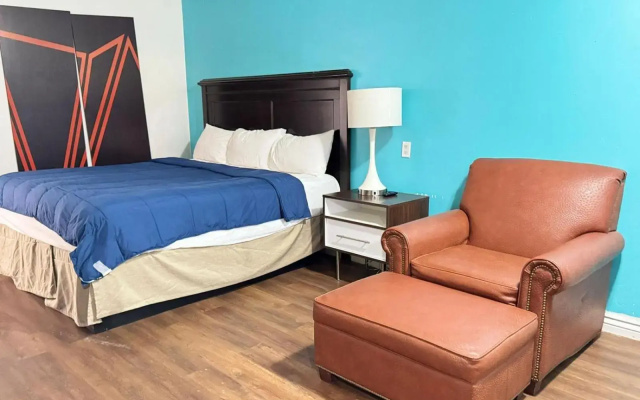 Alien Residence Inn